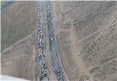 حاشیه بزرگراه مهران تا پایانه مرزی از زباله پاک‌سازی می‌شود