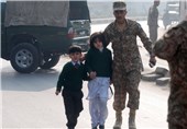تصاویری از گروگانگیری طالبان در مدرسه‌ای در پاکستان