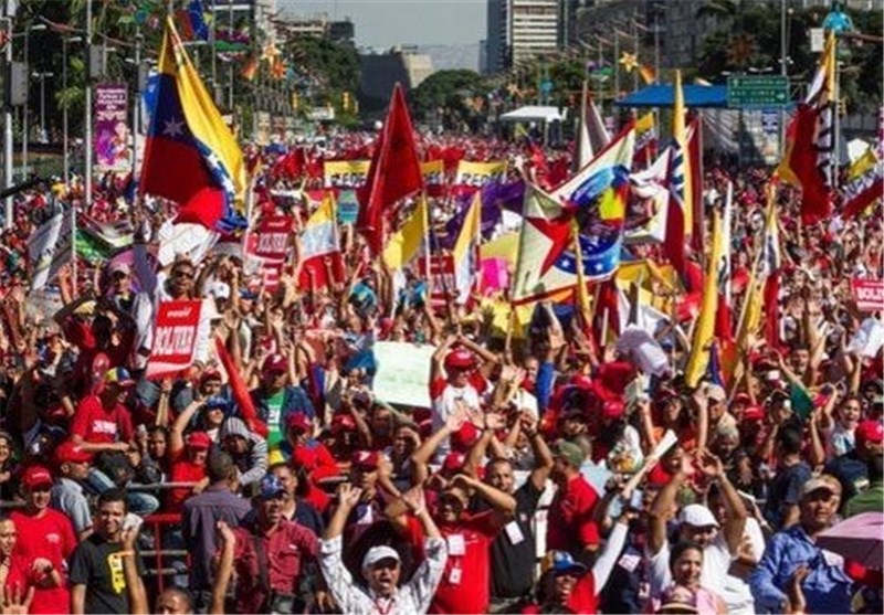 راهپیمایی ضد امپریالیستی شهروندان ونزوئلایی