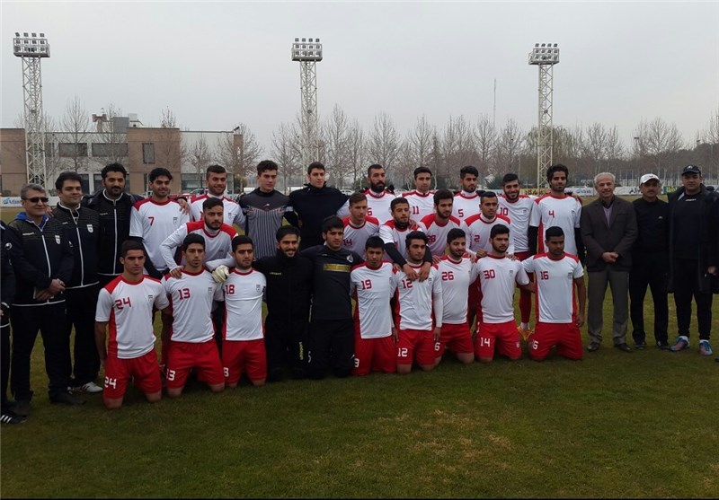 تیم فوتبال امید از عمان به ایران برگشت