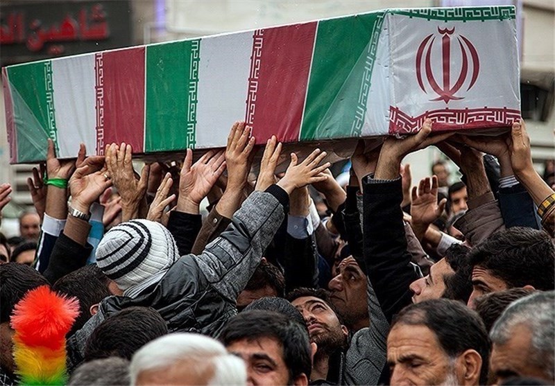 پیکر مطهر 2 شهید گمنام دفاع مقدس در کرمانشاه تشییع شد
