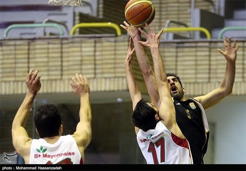 تیم بسکتبال کاله مازندران برابر نیروی زمینی به پیروزی رسید