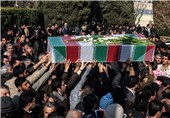 تشییع و تدفین پیکر مطهر 2 شهید گمنام در میدان امیرچخماق یزد