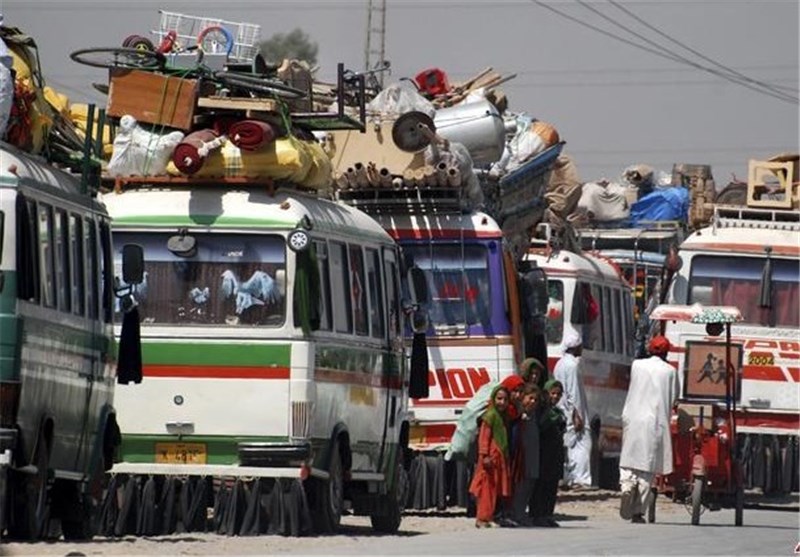 پناهندگان افغان بدلیل دستگیری و اخراج اقدام به بازگشت از پاکستان کرده‌اند