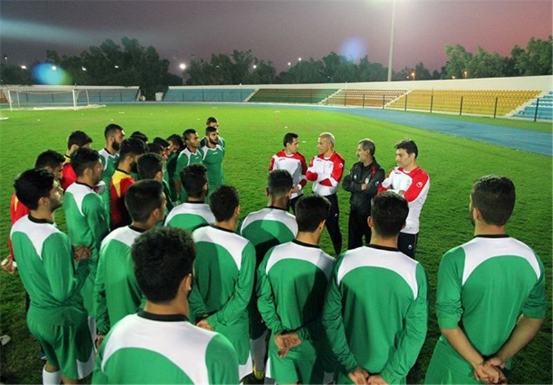 صحبت‌های خاکپور با بازیکنان در خصوص بازی با آلبانی