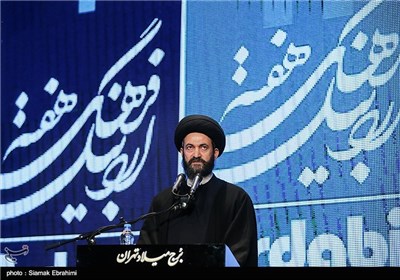  پاسخ امیرالمؤمنین درباره چگونگی از جای کندن درب خیبر 