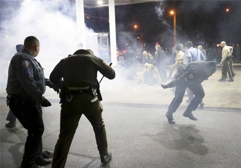 Two Police Officers Shot during Ferguson Protests