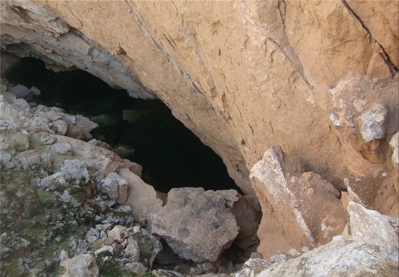 راه ورودی به غار&quot;چاه شوره&quot; شهرستان دهلران مسدود شد