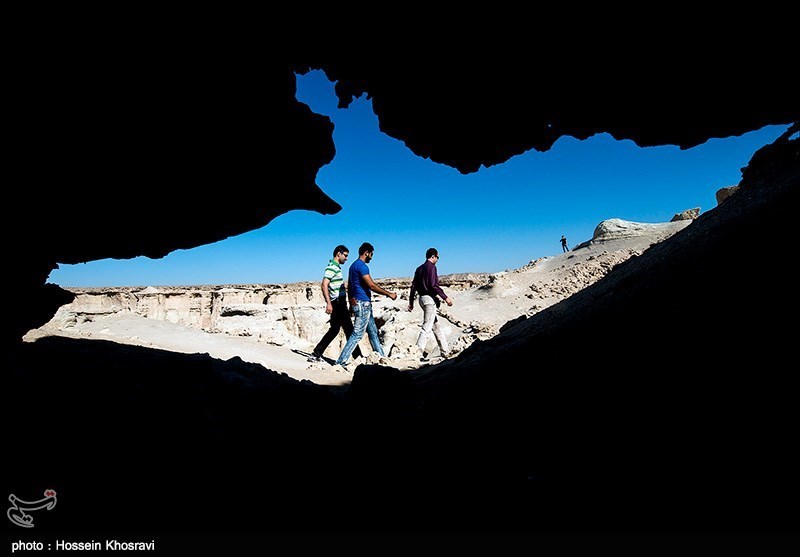 استقبال مسافران نوروزی از دره ستارگان قشم
