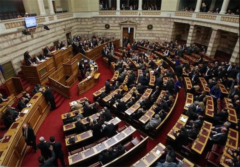 رای گیری پارلمان یونان درباره سومین بسته نجات مالی