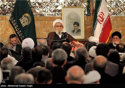 Iranians Rally to Mark Anniversary of Dey 9