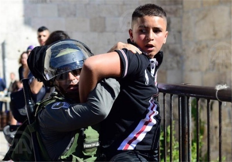 Israeli Forces Abduct 1,266 Palestinian Children in 2014