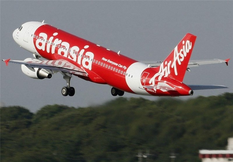 Ship Finds Crashed AirAsia Jet&apos;s Fuselage at Bottom of Java Sea