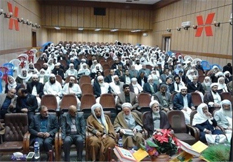 سراوان به عنوان شهر فرهنگی کشور در امر وحدت پیشتاز باشد