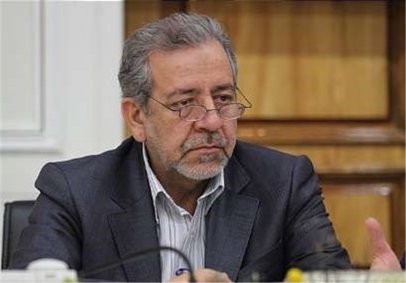 استاندار اصفهان از شعب اخذ رأی شهرضا و سمیرم بازدید کرد