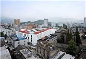 تصاویر پیست دو و میدانی روی پشت‌بام مدرسه‌ای در چین