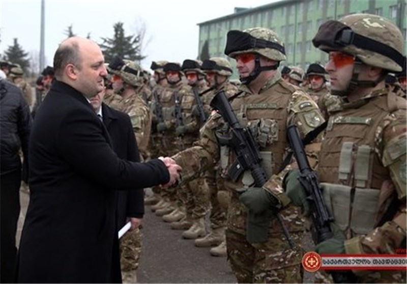 دیدار وزیر دفاع گرجستان با نظامیان «گرجی» در پایگاه هوایی «بگرام» افغانستان + تصاویر