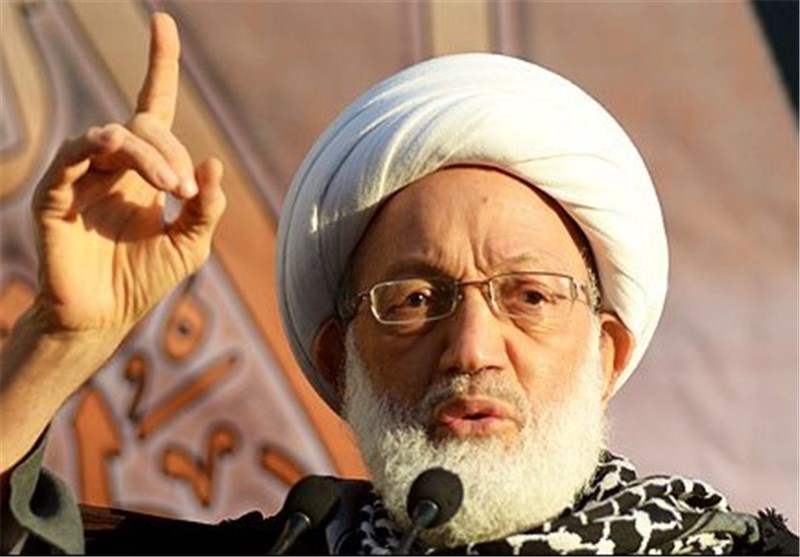 Bahrain Revokes Citizenship of Top Cleric