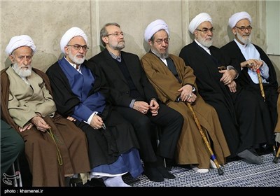 People of Iranian Central City Meet with Supreme Leader