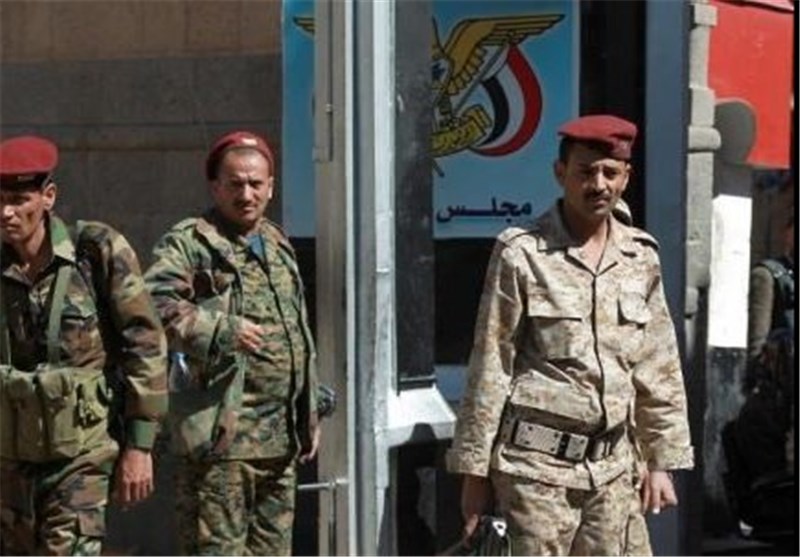 عزل روسای دانشکده و باشگاه افسران پلیس یمن به دنبال انفجار روز گذشته