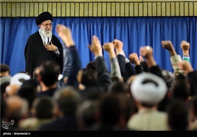 Muslim Clerics, Scholars Meet Supreme Leader in Tehran