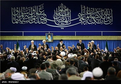 Muslim Clerics, Scholars Meet Supreme Leader in Tehran