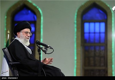 Muslim Clerics, Scholars Meet Supreme Leader in Tehran