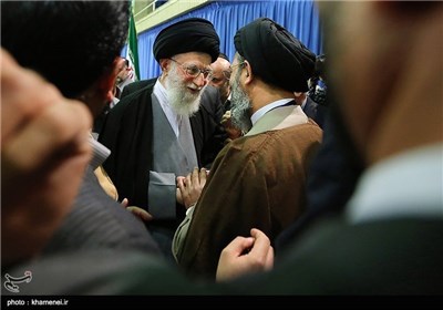Muslim Clerics, Scholars Meet Supreme Leader in Tehran