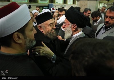 Muslim Clerics, Scholars Meet Supreme Leader in Tehran