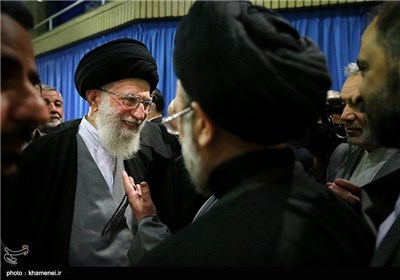 Muslim Clerics, Scholars Meet Supreme Leader in Tehran