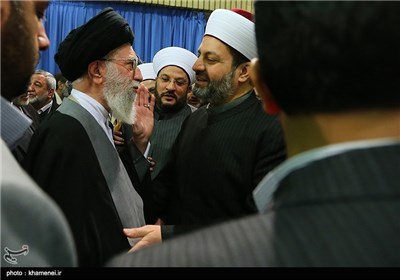 Muslim Clerics, Scholars Meet Supreme Leader in Tehran