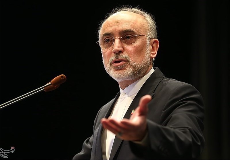 صالحی: ایران با قدرت گامهای علمی را برمی‌دارد