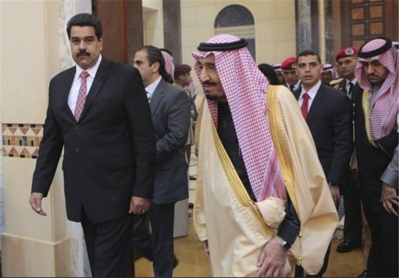 رئیس‌جمهور ونزوئلا برای مذاکره درباره قیمت نفت به عربستان رفت