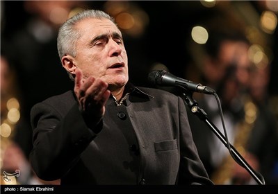 Azeri Singer Qasimov Performs in Tehran