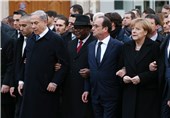 تروریست درجه یک در صف اول تظاهرات میلیونی پاریس