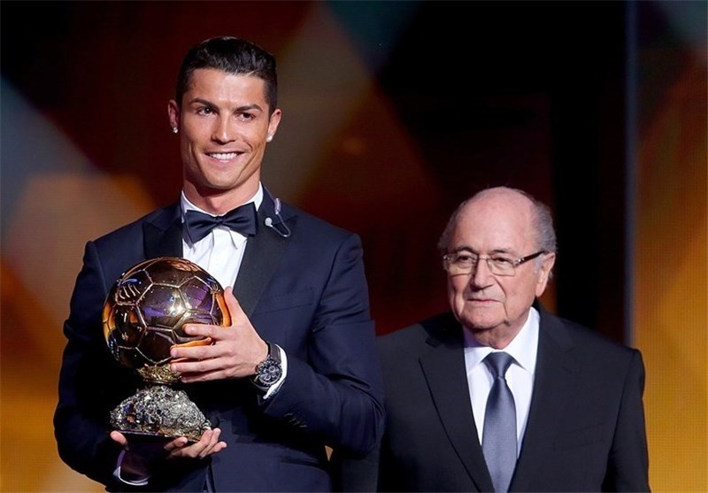 Cristiano Ronaldo Named FIFA Player of Year for Third Time