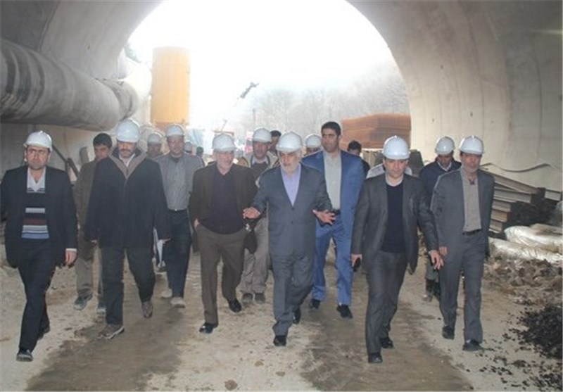 رئیس بنیاد مستضعفان از عملیات تعریض محور سوادکوه بازدید کرد