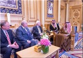اعضای مجلس سنای آمریکا با ولیعهد عربستان دیدار کردند