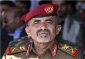 Yemeni Defense Minister Escapes Sana’a to Aden