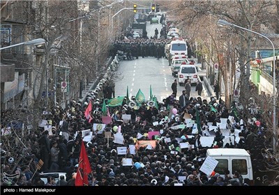 Iranian Students Protest over Desecration of Prophet Muhammad