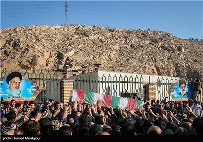 Funeral Procession of Slain Iranian Commander Held in Tehran