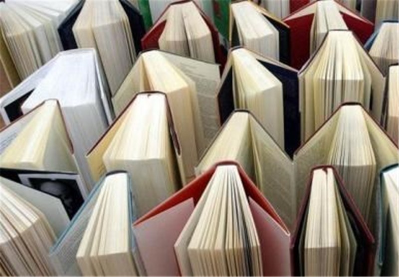 نمایشگاه کتاب فجر در بندر هندیجان افتتاح شد