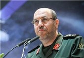 وزیر دفاع ایران: روسیه و ایران در حال رایزنی درباره زمان تحویل اس‌300 هستند