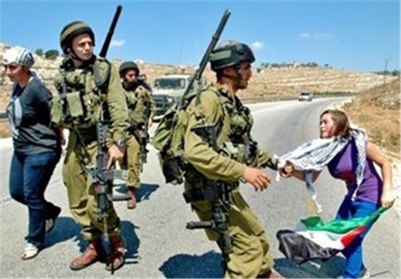 «إسرائیل» تقضی بسجن طفلة فلسطینیة بتهمة إلقاء حجارة !!