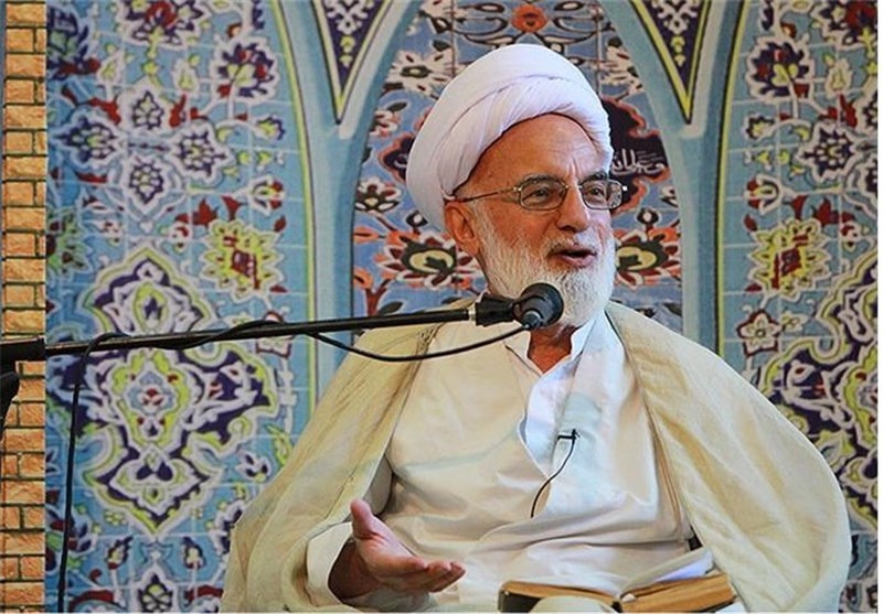 آیت الله دری نجف‌آبادی: انقلاب اسلامی هویت جدیدی به ایران ‌بخشید