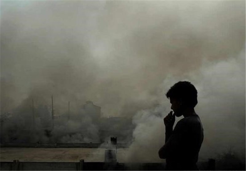وقتی غبار آلودگی هوا، چهره مردم اصفهان را در هم می‌پیچد