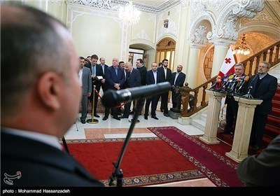 لاریجانی یستقبل رئیس البرلمان الجورجی
