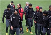 پرسپولیسی‌ها نیمه شب در فرودگاه تاشکند