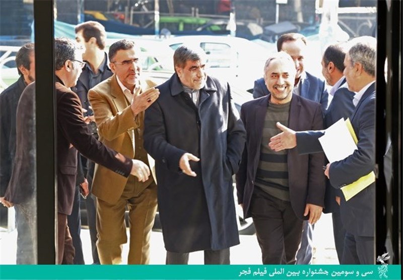 بازدید وزیر فرهنگ و ارشاد اسلامی از دبیرخانه سی‌وسومین جشنواره فیلم فجر