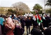 تظاهرات صدها فلسطینی مقابل سفارت مصر در غزه